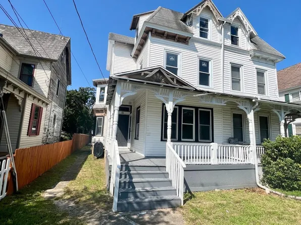 51 Main St, Quinton, NJ 08072