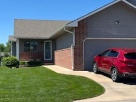3rd image of 221 S Maize Rd #19 & 20
