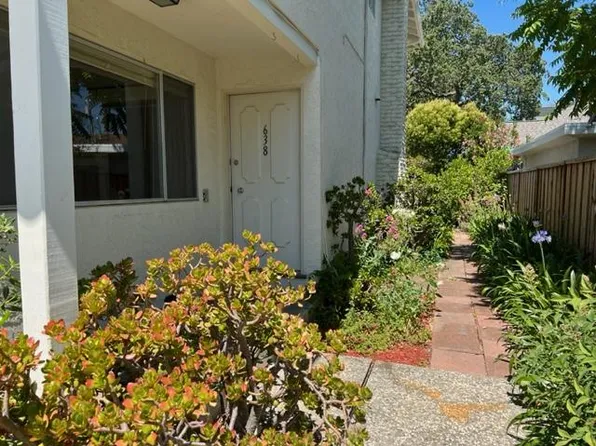 638 College Ave #638, Palo Alto, CA 94306