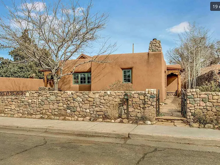 551 Onate Pl — Photo 1