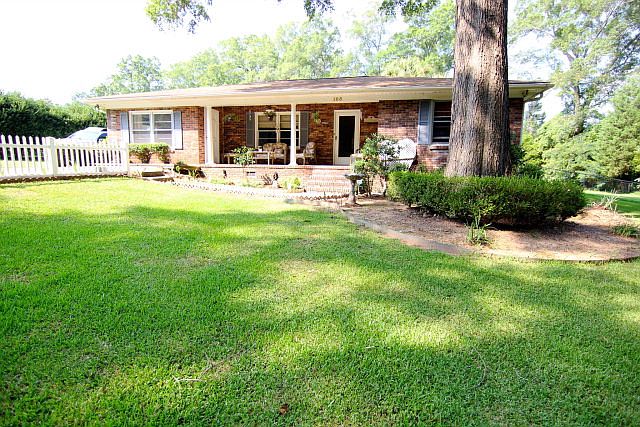 1st image of 105 Kentucky Ct