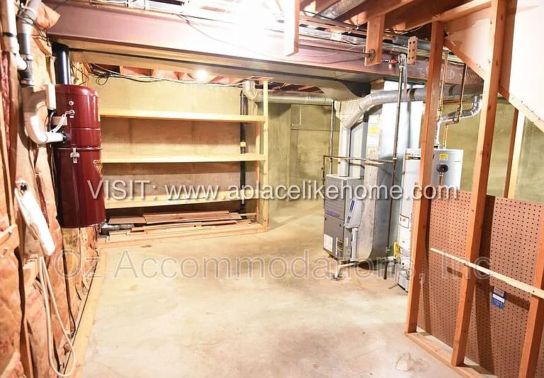 1140 SW Huntington Dr — Photo 30