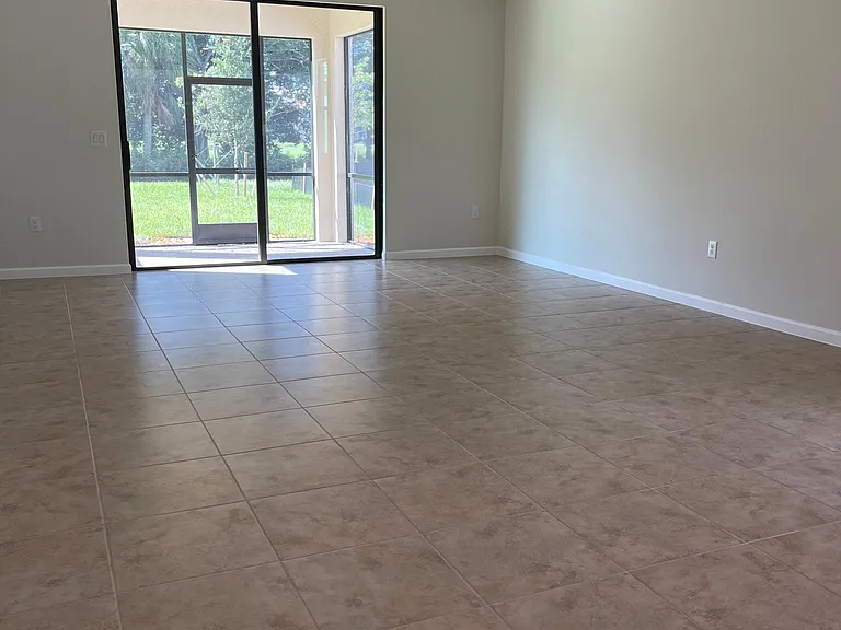 3932 Black Eagle Ln — Photo 8