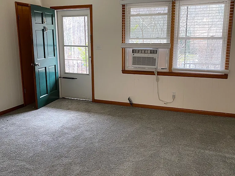 68 Webb Cove Rd #D — Photo 4