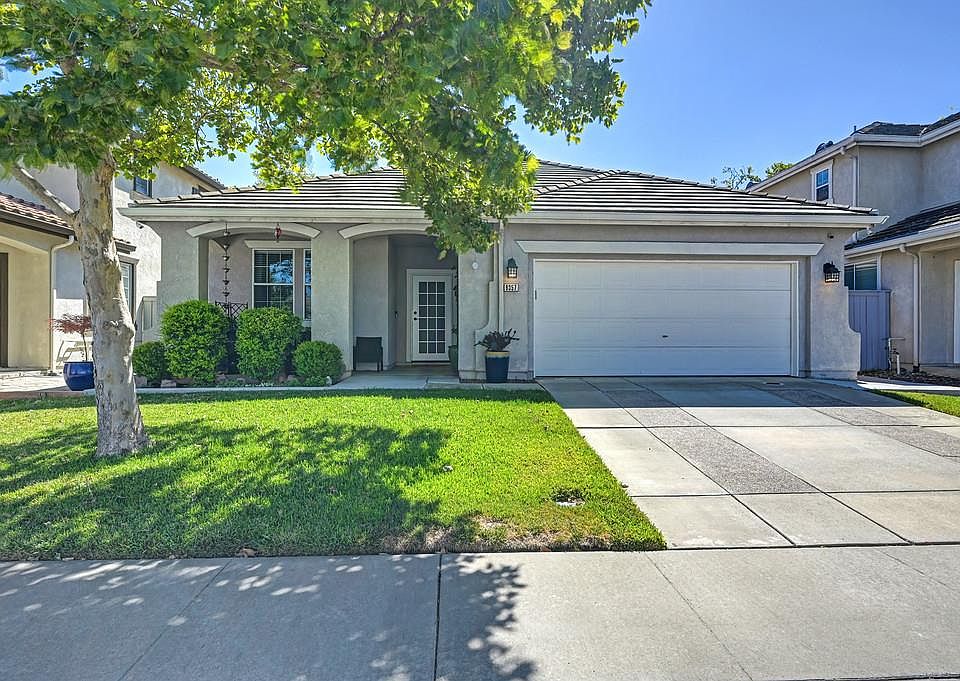 1st image of 9357 La Tonis Way