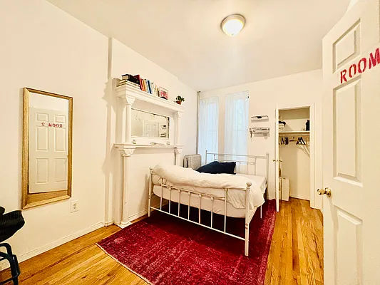 Rented by Pear NYC LLC | media 27