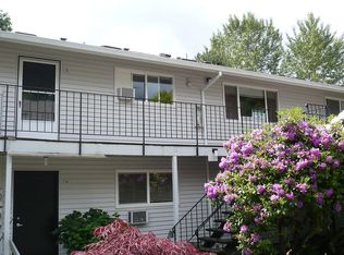 6815 SW Capitol Hill Rd APT 16, Portland, OR 97219