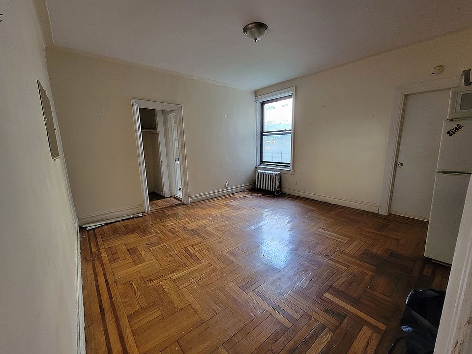 1st image of 993 Carroll St APT A2