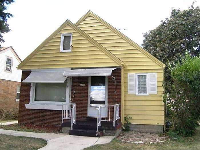 3735 N. 52nd