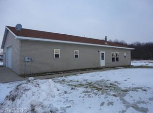 9065 Mick Rd, Clarksville, MI 48815