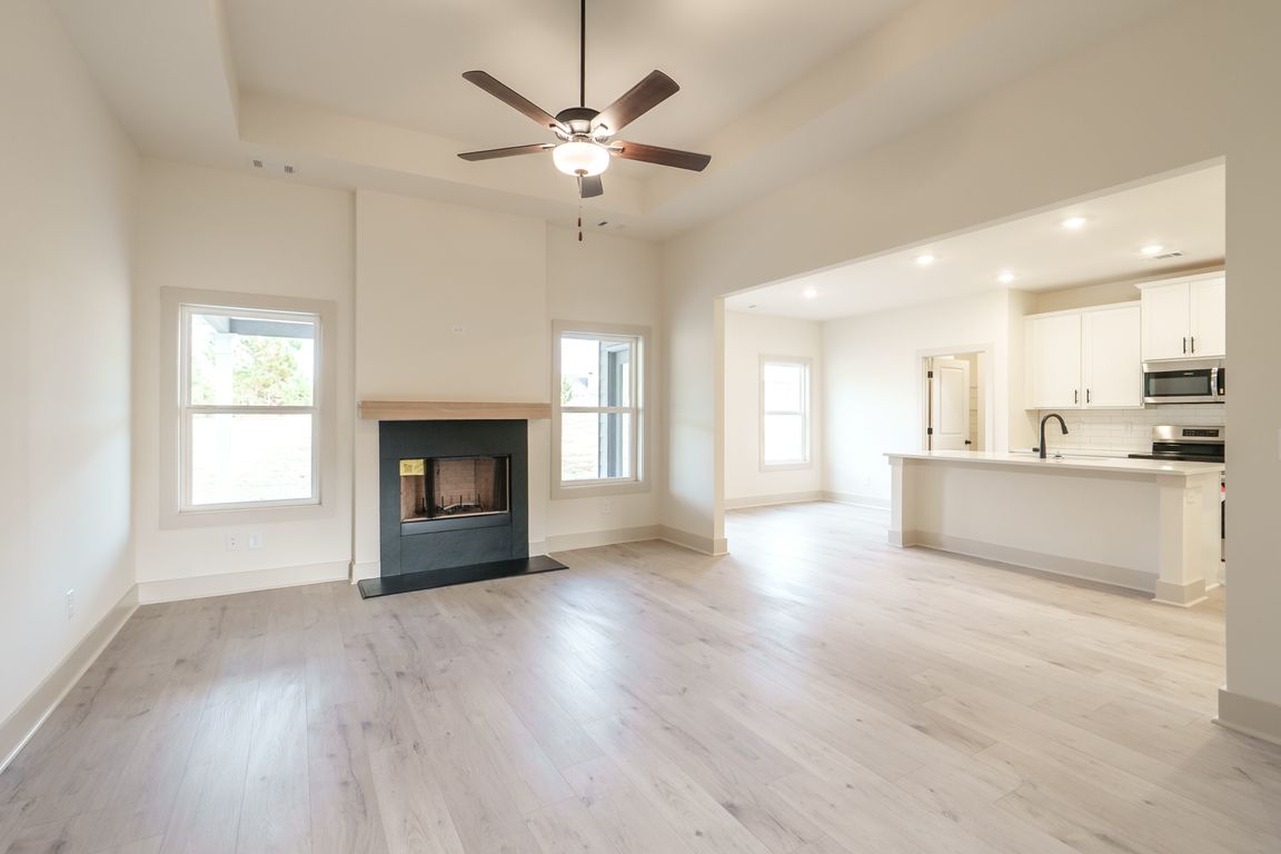 next background image