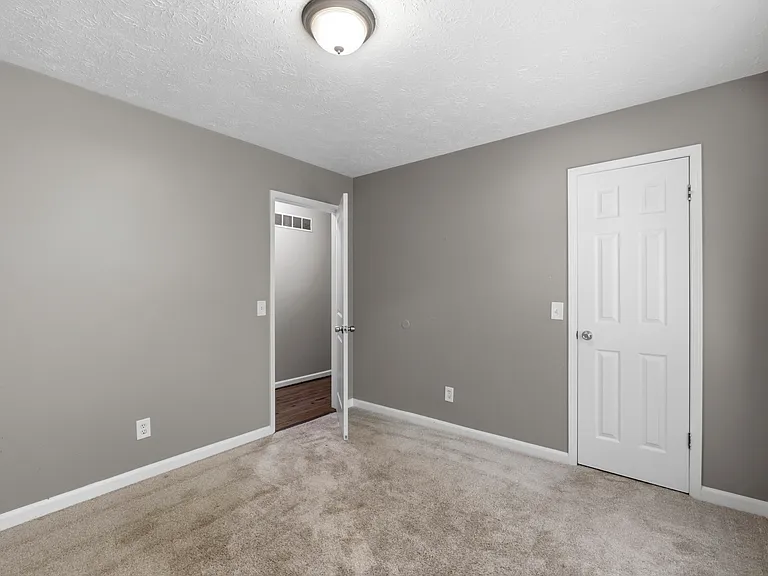 180 Lake Somerset Crst NW — Photo 13