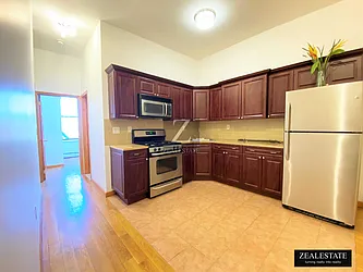 Rented by ZealEstate Group Inc