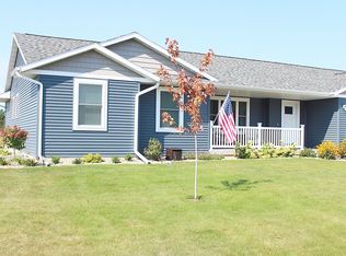 N8455 Ducke Dr, Holmen, WI 54636