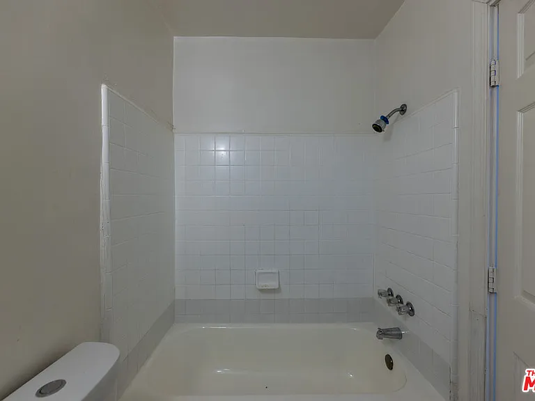 6126 Eleanor Ave #1 — Photo 7