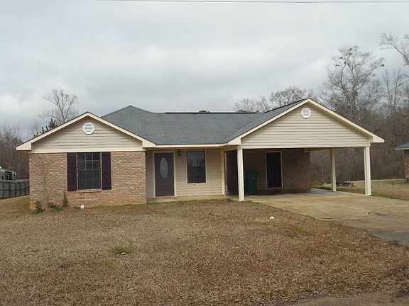 3rd image of 610 White Oak Dr