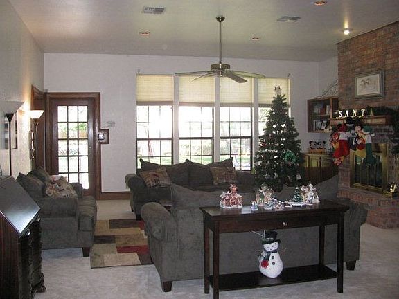 4th image of 3205 Seminole Ct