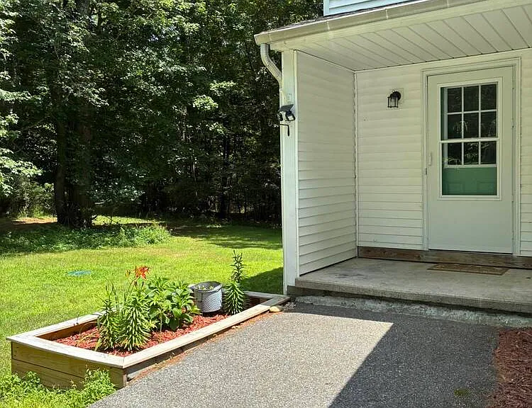 57 Goosehollow Rd — Photo 2