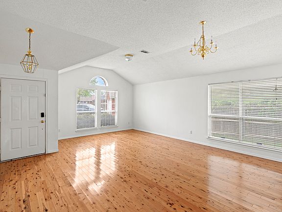 3rd image of 7400 Marsarie Ct