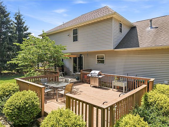 2nd image of 2357 Pierce Bluffs Dr