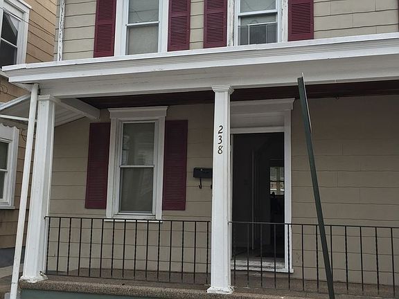 2nd image of 238 S Mulberry St