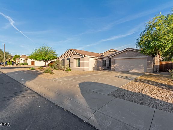 3rd image of 17645 W POLARIS Drive