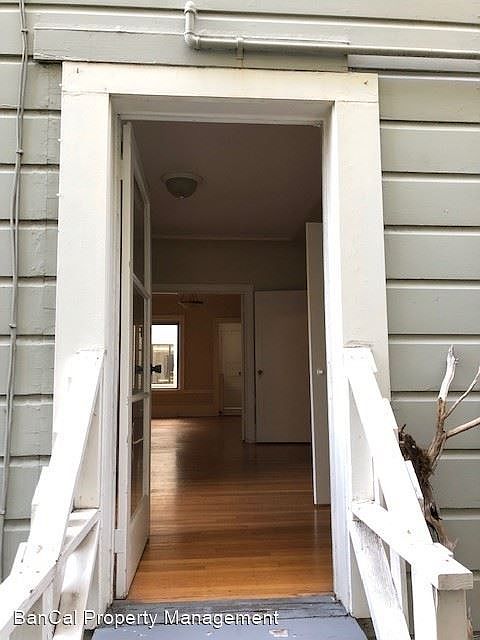 1st image of 1385 Greenwich St APT 1