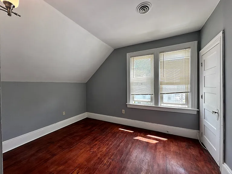 214 Pleasant St #3 — Photo 12