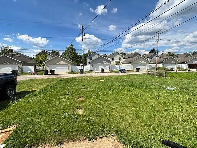 1324 E 25th Ave — Photo 13
