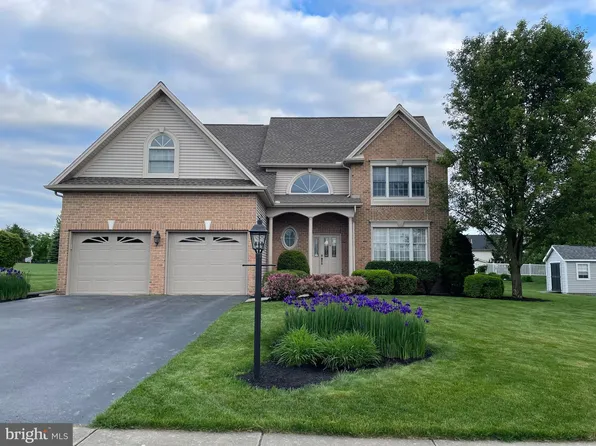213 Cooper Rd, Hummelstown, PA 17036