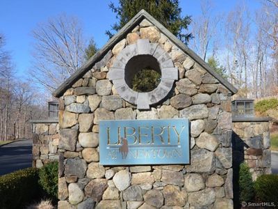 26 Franklin Court #26, Newtown, CT, 06470