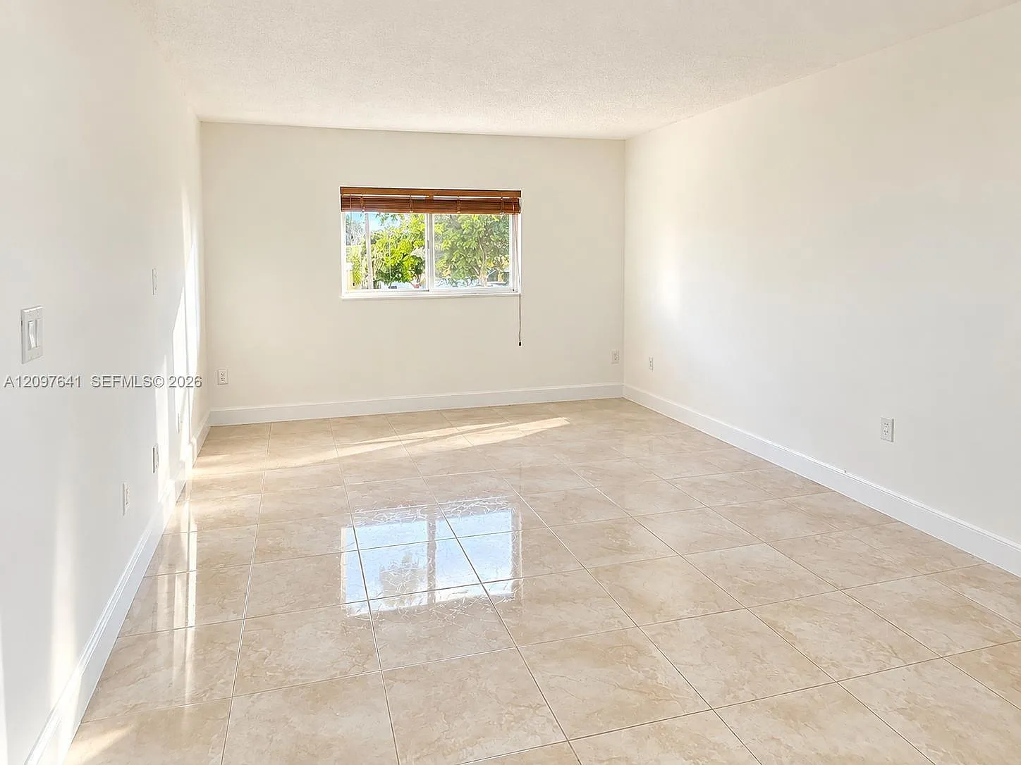 Waterview Condo — Photo 3