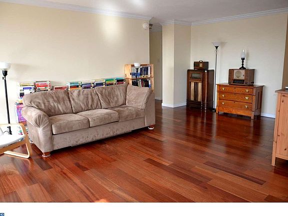 2nd image of 2401 Pennsylvania Ave APT 611