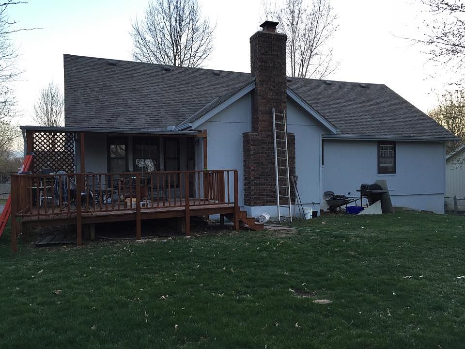 2nd image of 1008 SE 5th Ter