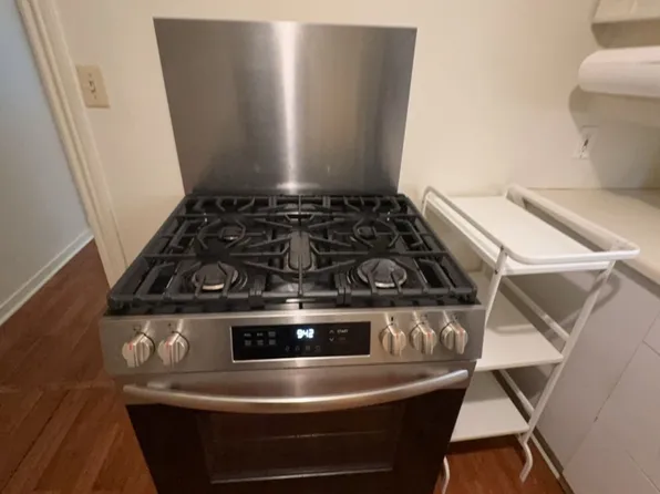 1712 F St APT 4, Sacramento, CA 95811