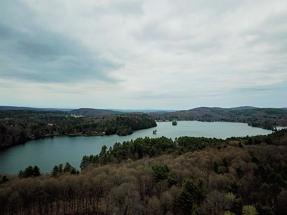 4th image of 765 Camp Road