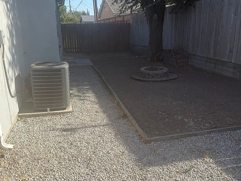 3307 S Phelps St — Photo 5