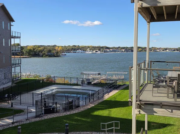 580 Linden Dr #203, Arnolds Park, IA 51331