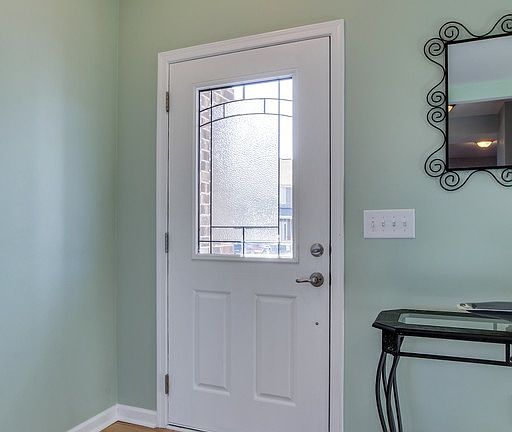 3rd image of 2413 Orchard St