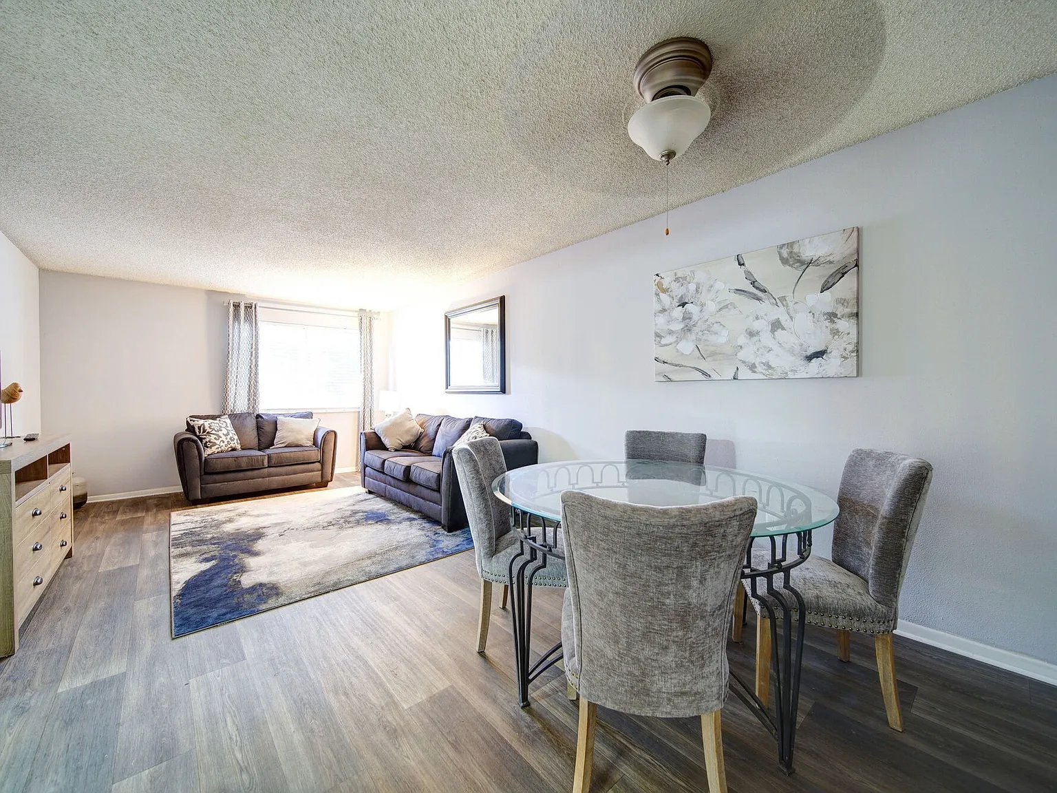 Tara Hills Apartments — Photo 2