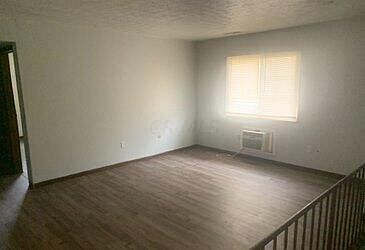 5th image of 2025 N 4th St