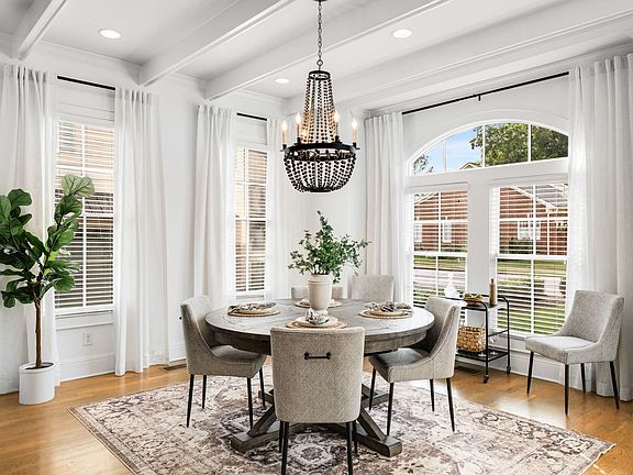 4th image of 404 Woodmont Hall Pl