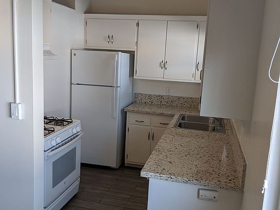 5th image of 208 Oceano Ave APT 3
