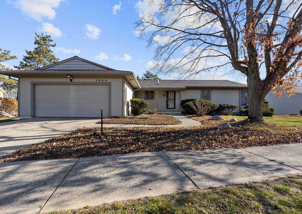 1st image of 3944 S Jonquil Ln