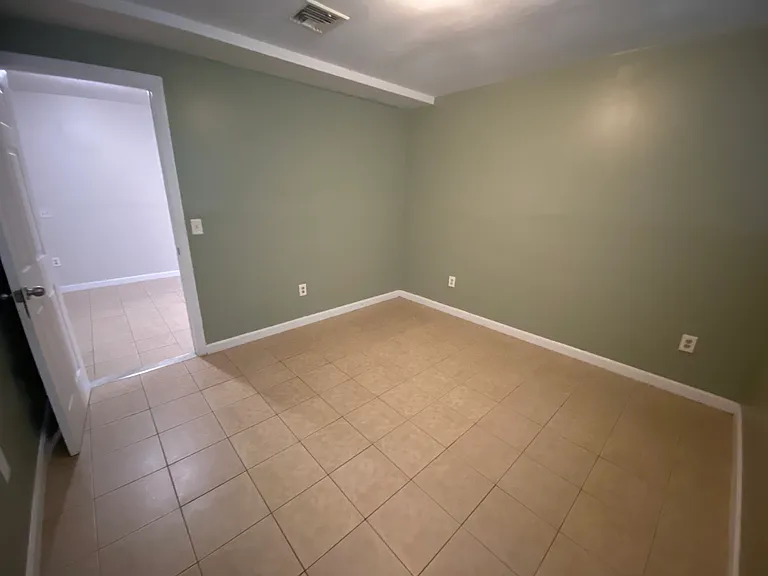 11 Handy St #1 — Photo 5