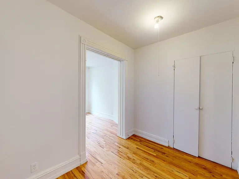 1731 2nd Ave #5RS — Photo 6