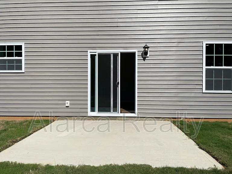 114 Sequoia Forest Dr — Photo 15