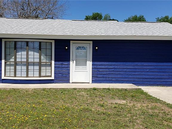 3rd image of 200 Songwood Dr