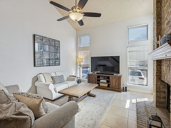 2nd image of 2204 W Park Blvd APT 2301