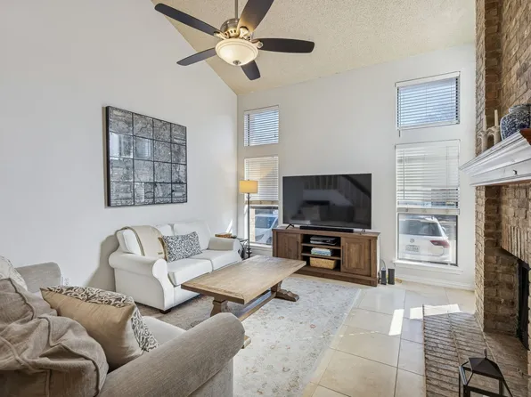 2204 W Park Blvd APT 2301, Plano, TX 75075